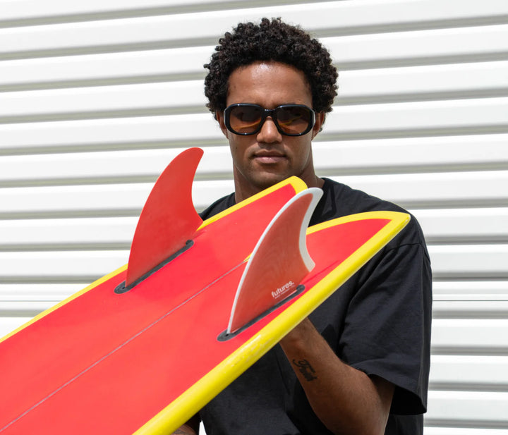 Mikey February Keel | Futures Fins マニューバーラインオンラインストア